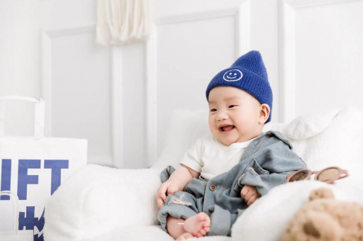 张家界宝宝多久开始攒肚 张家界宝宝多久开始攒肚